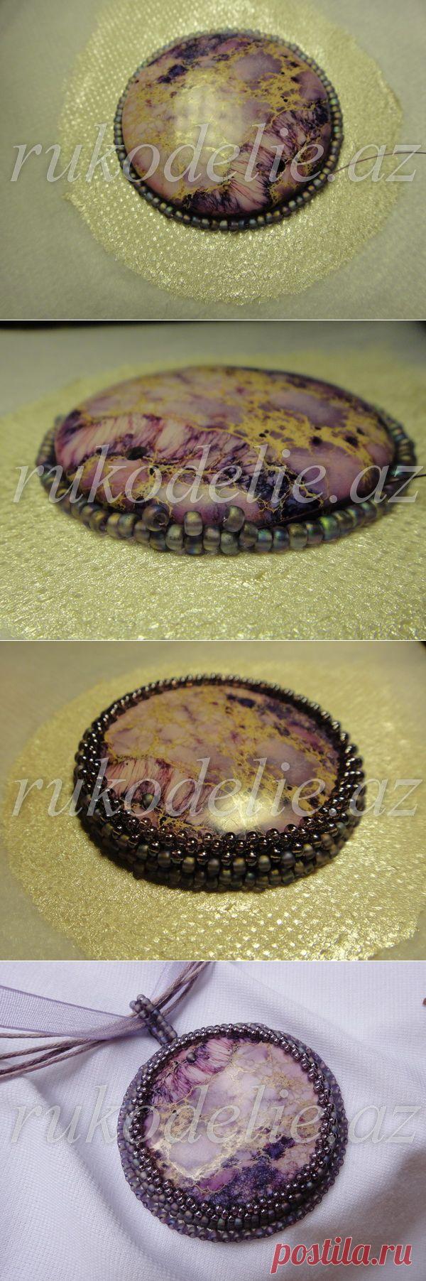 Как обшить кабошон мозаичным стежком