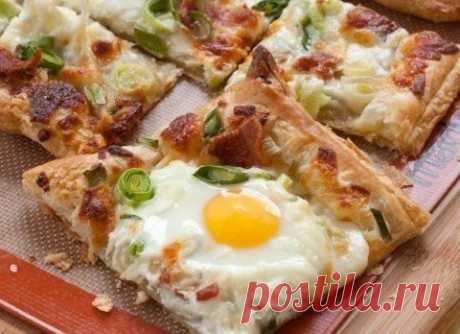 Яичница на слоеном тесте. » Жрать.ру