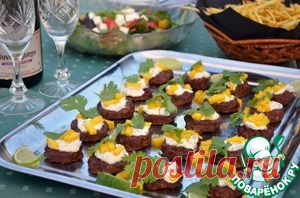 Куриные котлетки с имбирем под соусом с кориандром и лаймом - кулинарный рецепт