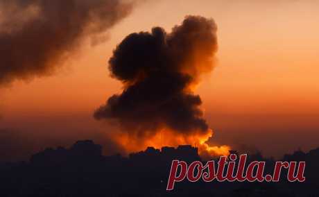 Военные ЦАХАЛ снесли пиццерию в Палестине за рекламу с заложницей. Военные Израиля разрушили пиццерию на севере Западного берега реки Иордан за рекламу с фотографией пожилой женщины, которую похитили боевики палестинского движения ХАМАС, сообщила газета The Times of Israel.