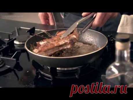 Рецепт от Гордона Рамзи - Жареные свиные отбивные с перцем