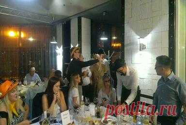 Мафия-НН - проведение игры Мафия в Нижнем Новгороде: детские утренники, дни рождения, корпоративы, отдых на даче или в кафе с друзьями, тренинги для сотрудников. мафия ведущий, ведущий мафии НН, ведущий мафии в Нижнем Новгороде, ведущий мафия цены, ведущий для мафии, ведущий мафии на корпоратив, ведущий мафия заказать, игра мафия, ведущий игры мафия, организация игры в мафию, мафия на день рождения, мафия для детей на день рождения, детская мафия на день рождения, день рож...