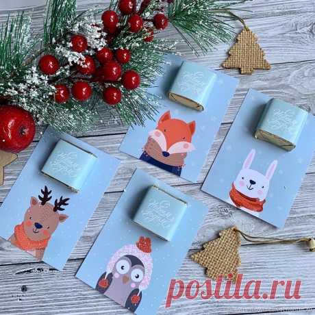 Новый год - время чудес! Сладкие предсказания подарят бурю эмоций и не забываемых впечатлений.
 © https://www.livemaster.ru/item/38343618-suveniry-i-podarki-bonbonerka-novyj-god-1