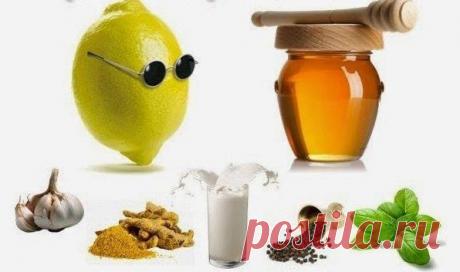 СПОСОБЫ ВЫЛЕЧИТЬ КАШЕЛЬ

- Горячее молоко.
2 варианта: пополам со щелочной минеральной водой (типа «Боржоми») или с медом 1 ч. ложка на стакан.

- Инжир.
Инжир хорошо вымыть, положить в теплое молоко из расчета 1 средний плод на 1,5 стакана. Кипятить на слабом огне 30 мин. под крышкой. Кастрюлю укутать полотенцем, чтобы инжир распарился. Отвар пейте маленькими глоточками.

- Корица.
Принимать 1 ст. ложку теплого меда с 1/4 ч. ложкой корицы 3-5 раз в день. Проходит даже хро...