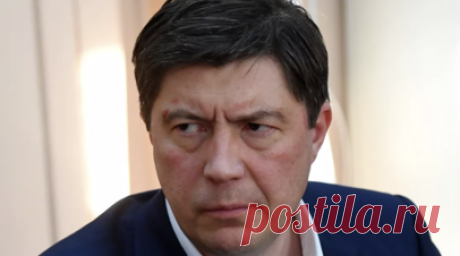 Экс-владельца банка «Югра» Хотина попросили приговорить к почти 10 годам колонии. Гособвинитель во время прений сторон попросил Замоскворецкий суд столицы приговорить бывшего владельца банка «Югра» Алексея Хотина к девяти годам и десяти месяцам колонии. Читать далее