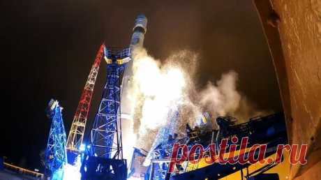 Второй за неделю военный спутник запустили с космодрома в Плесецке