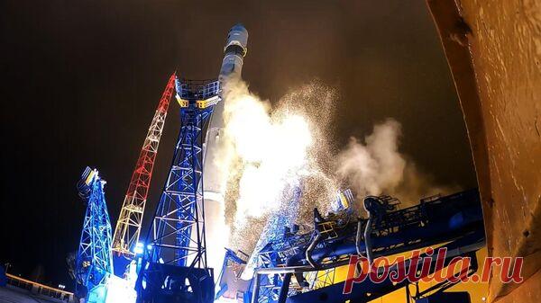 Второй за неделю военный спутник запустили с космодрома в Плесецке