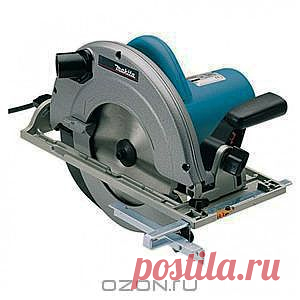 Makita 5903R - Пила дисковая Makita 5903R - это профессиональный инструмент с большим производственным потенциалом, предназначенный для прямолинейной (вертикальной и под углом) распиловки различных материалов, преимущественно для древесины. Пила оснащена мощным двигателем (2000 Вт), сообщающим пильному диску (диаметр 210-235 мм) скорость до 4500 об/мин (в режиме холостого хода), что позволяет производить распил на впечатляющую глубину: вертикальный - до 85 мм, под углом 45° - до 64 мм.