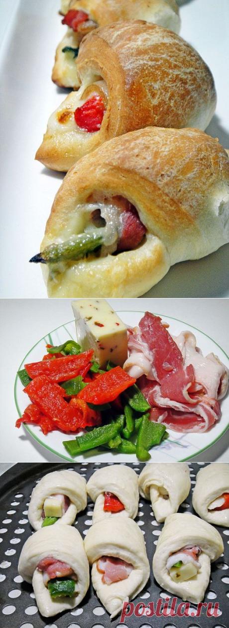 Рулетики с беконом и перцем