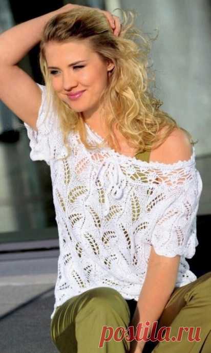 Летняя кофточка женщинам Размер: 38/40.Вам потребуется: 400 г белой пряжи Lino (100% льна, 110 м/50 г); прямые спицы № 4,5; крючок № 4,5.Ажурный узор (ширина 24 п.): вязать по схеме, на которой приведены только лиц. р. В изн. р. петли вязать по рисунку, накиды изн. Повторять петли раппорта, заканчивать петлёй...