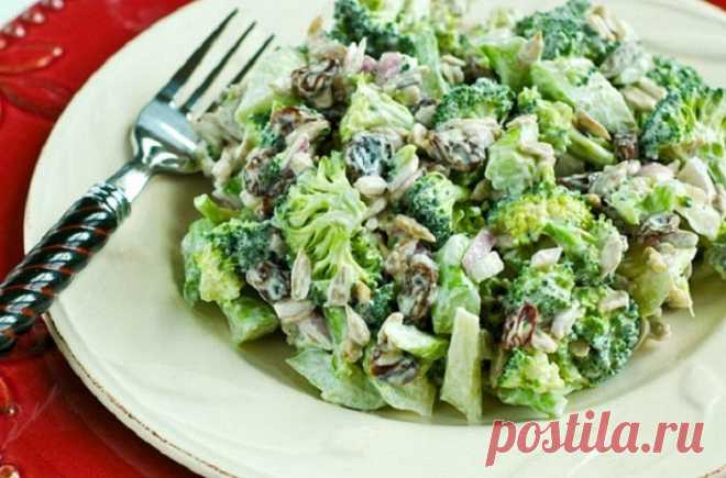 Салат из брокколи / Простые рецепты