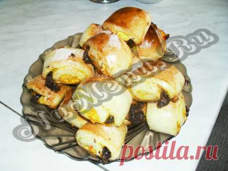 Рулеты с мандаринами и кардамоном