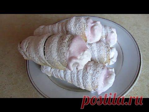 Слоеные трубочки с белковым кремом рецепт с клубникой - Кулинарик.ру