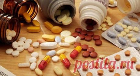 Препараты от повышенного давления без побочных эффектов: список лекарств - ПроЗдоровье загрузка... Содержание1 Современные препараты от повышенного давления2 Тиазидные диуретики и сульфонамиды3 Лучшие таблетки при гипертонии4 Лучшие средства быстрого действия Стойкое повышение артериального давления не всегда характеризуется выраженной клинической картиной. Часто бывает, что у пациента повышенное давление, однако он и вовсе не замечает симптомов, постепенно приспосабливаяс...