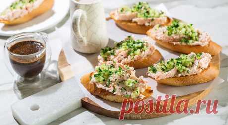 Бутерброды с крабовыми палочками и свежим огурцом, пошаговый рецепт с фото на 57 ккал Бутерброды с крабовыми палочками и свежим огурцом. Вкусный рецепт приготовления с пошаговым описанием, фото и отзывами. Удобный поиск рецептов и кулинарное вдохновение на Gastronom.ru