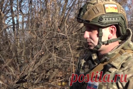 «Было страшно...». Рискуя жизнью, связист спас тяжелораненого командира. Связист Руслан Чихтисов вынес своего раненого командира из-под обстрела.