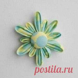 Цветок из ткани