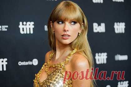 Тейлор Свифт установила новый рекорд в чарте Billboard Hot 100. Американская певица Тейлор Свифт установила новый рекорд в чарте Billboard Hot 100 впервые за 64 года. Музыкальные композиции артистки из нового альбома Midnights заняли десять первых позиций в недельном чарте. Ближе всех к такому рекорду оказался рэпер Дрейк, треки которого заняли девять мест в топ-10 в 2021 году.