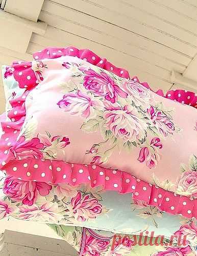 Shabby chic, rose pillows | Shabby Rose Chic