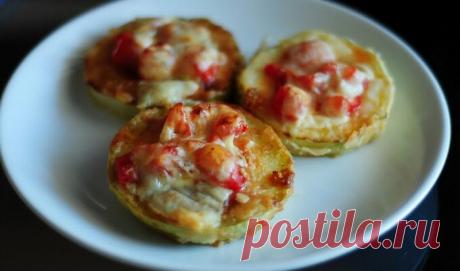 Правильный гарнир для тех, кто на диете - кабачки, запеченные с луком - Советы для женщин