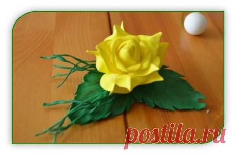 Украшение из фоамирана (Вбегаем в последний вагон, если разрешите) / Конкурсы / Цветочное рукоделие