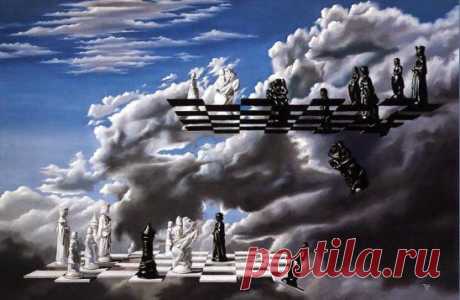 В этом мире нам разные роли даны,
Но пред богом мы все несомненно равны.
Будь ты трижды король небесам все равно,
Вечно жить на земле никому не дано.
Рашид Алибеков