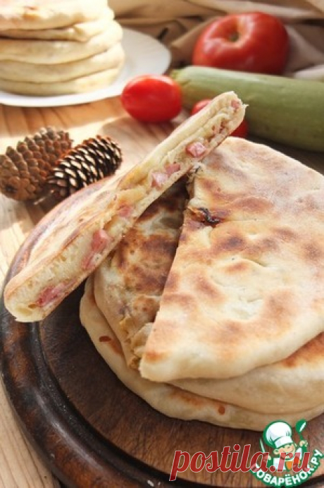 Сметанные лепешки с разными начинками - кулинарный рецепт
