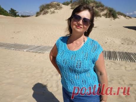 Невесомый! Голубой топ рельефно-ажурным узором