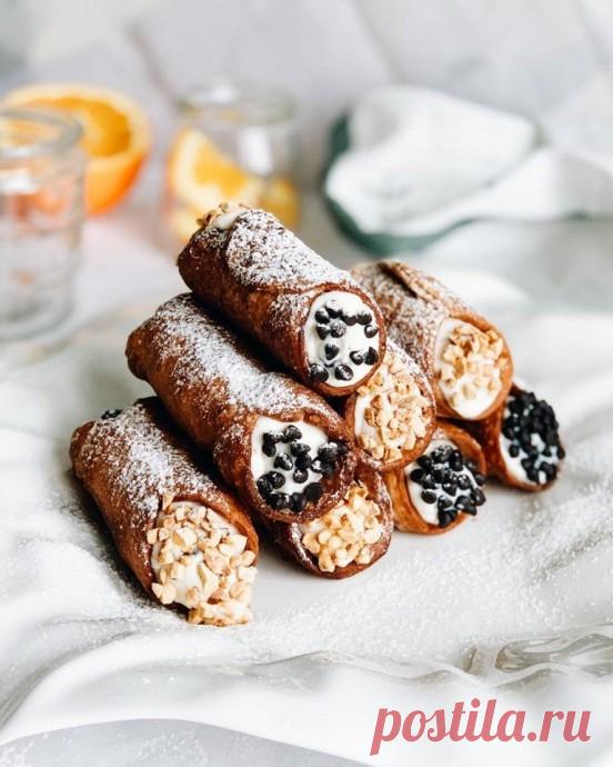 ​Канноли ⠀