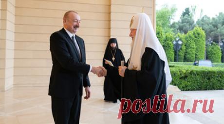 Патриарх Кирилл передал Алиеву приглашение посетить парад Победы в Москве. Патриарх Московский и всея Руси Кирилл передал азербайджанскому лидеру Ильхаму Алиеву приглашение посетить парад Победы в Москве. Об этом сообщили на сайте Русской православной церкви. Читать далее