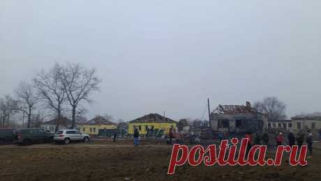 Под Воронежем восстановили подачу воды после нештатного схода боеприпаса. В дома поселка Петропавловка Воронежской области вернули газ с теплом и светом после нештатного схода боеприпаса. Об этом объявил глава Острогожского района Сергей Хорошилов на своей странице в соцсети ...