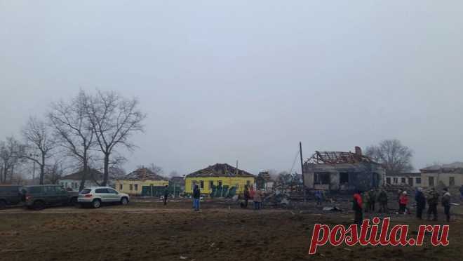 Под Воронежем восстановили подачу воды после нештатного схода боеприпаса. В дома поселка Петропавловка Воронежской области вернули газ с теплом и светом после нештатного схода боеприпаса. Об этом объявил глава Острогожского района Сергей Хорошилов на своей странице в соцсети ...