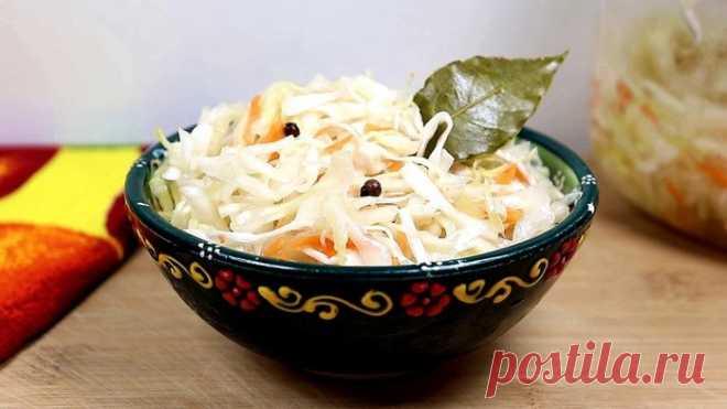 Сладкая маринованная капуста по-быстрому.