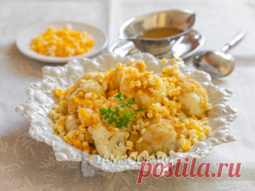 Цветная капуста с сухарями и яйцом
