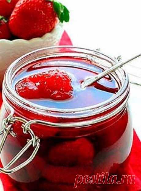 Клубника в собственном соку на зиму