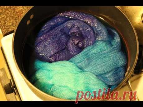 Dip Dyeing Yarn in Wilton's Violet Food Coloring - YouTube