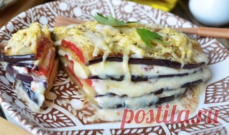 Лазанья из баклажанов с сыром
Лазанья из баклажанов с сыром никого не оставит равнодушным, это вкусное и сытное блюдо. Подавайте его к столу горячим, когда течет сыр и слышен чарующий аромат трав. Попробуйте приготовить, делитесь впечатлениями! У меня получилось три хороших порции, никто не остался голодным!
Ингредиенты:
Баклажан : 3 Штуки,
Помидор: 300 Грамм,
Сыр: 250 Грамм (200 г моцареллы, 50 г любого твердого сыра),
Соль: По вкусу,
Прованские травы: По вкусу,
Раститель...