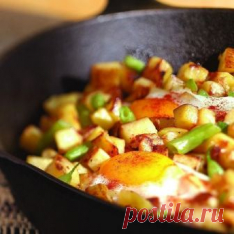 👌 Хрустящая жареная картошка со стручковой фасолью и яйцом, рецепты с фото Ох, как же это вкусно! Эта очень аппетитная, хрустящая, зажаристая картошечка со стручковой фасолью точно придётся вам по вкусу. Готовить её очень легко, а результат просто потряса...