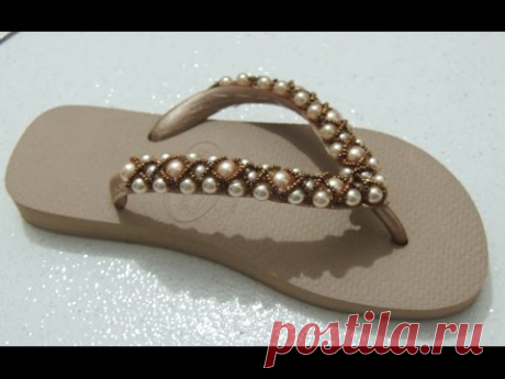 Chinelo decorado com pérolas e miçanguinhas passo-a-passo