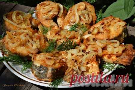 Судак, жареный на сковороде, с луком - 16 пошаговых фото в рецепте