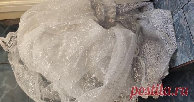 Подслушала, как продавцы штор отбеливают пожелтевший от солнца тюль. Проверила, рассказываю На днях зашла в магазин «Ткани» посмотреть новые шторы для окон и услышала, как покупатель жаловалась на пожелтевший тюль. Продавец...