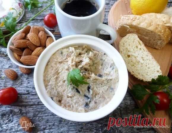 Паштет из запеченной скумбрии с чесноком, каперсами и миндалем пошаговый рецепт, фото, ингредиенты - Юна