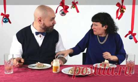 Эмоциональные итальянцы пробуют русские новогодние блюда: ↪ «Вкусно! С запахом крема для рук...»