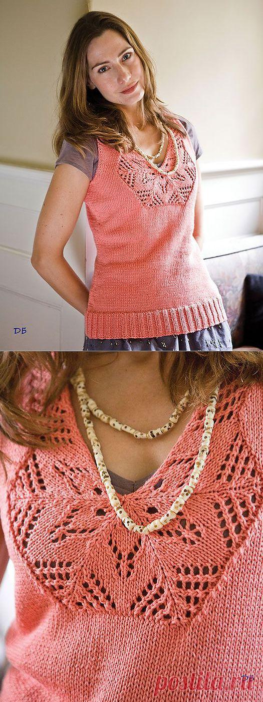 Безрукавка с ажурной вставкой из Berroco.