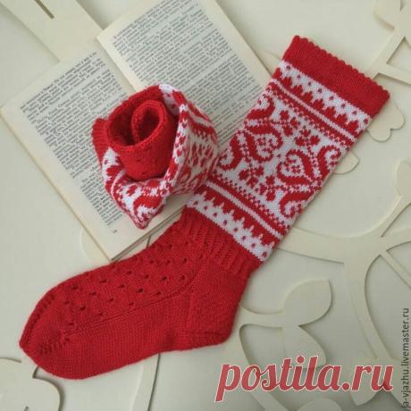 Носки с жаккардовым узором (женские, мужские) – купить в интернет-магазине на Ярмарке Мастеров с доставкой - 4WKDRRU  | Москва
Просматривайте этот и другие пины на доске Вязание пользователя Оксана Букина.
Теги
Носки с жаккардовым рисунком: как связать носки спицами с жаккардом
Купить или заказать Носки с 'жатым' узором. в интернет-магазине на Ярмарке Мастеров.
Носки из коллекции 'Жатый узор'.
Связаны из тонкой пряжи (хлопок), прекрасно сохраняют тепло и отлично тянутся.
Подошва вяжется отдель…