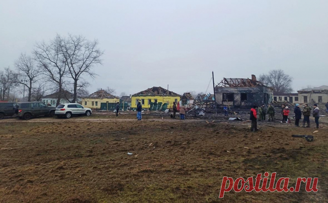 В селе Воронежской области восстановили свет и газ после схода боеприпаса. В селе Петропавловке, над которой произошел сход авиационного боеприпаса, восстановили подачу электричества, газа и тепла, сообщил глава администрации Острогожского района (Петропавловка входит в этот район) Сергей Хорошилов во «ВКонтакте».