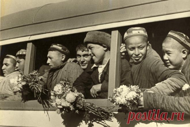 Восток - дело тонкое: фотографии из 1930-х известного советского фотографа Макса Пенсона