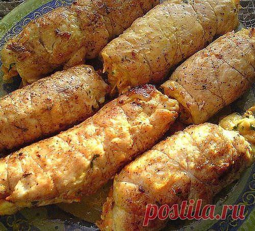 Куриные рулетики "Боярские" покорят ВСЕХ гостей своим нежным вкусом. Блюдо с изюминкой! Возьмите рецепт на заметку!