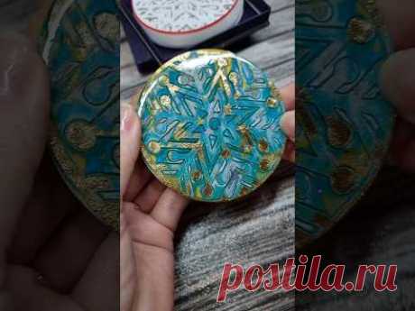 Aqua Gold Snowflake Coaster with polymer clay! #polymereclay #diy #artandcraft #handmade