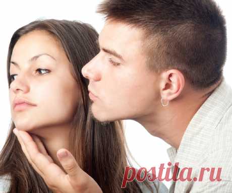 Как не привязываться к мужчине: советы, которые реально работают? Игнор — мощное оружие соблазнения, разбивающее мужские сердца. Но нужно уметь пользоваться этим мощным инструментом, чтобы случайно не испортить отношения.